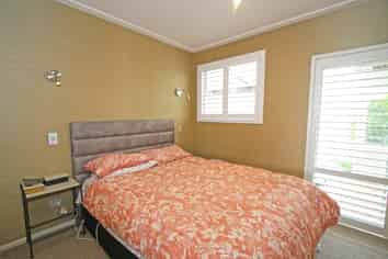 4/6 Belt Road, Moturoa