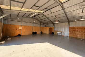 Modern Warehouse in Central Bell Block