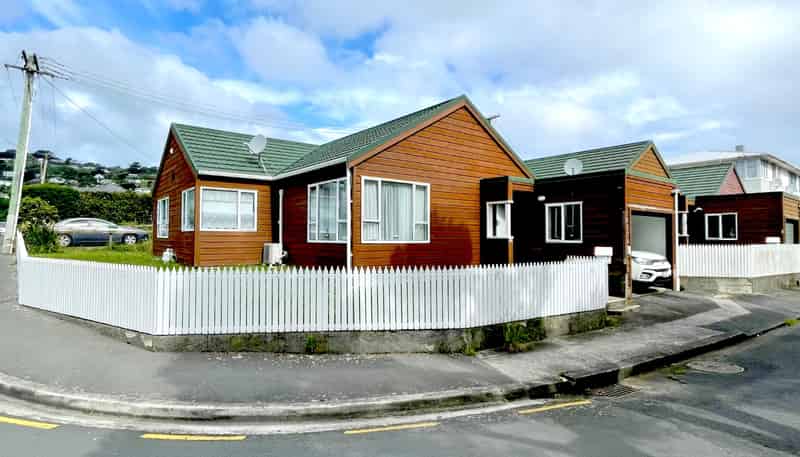 1a Takatimu Way, Johnsonville
