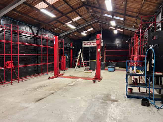 Standalone workshop with yard