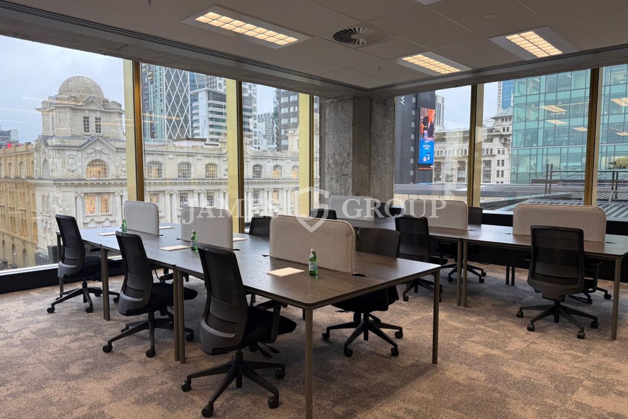 Ready-to-Go Office with High Quality Fit-Out - Pohľad 6