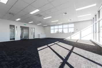 Bright Office Space in GSR