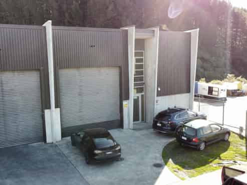Great Unit in Broken Hill Road