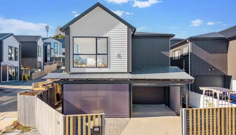 54  Kenmure Avenue, Forrest Hill
