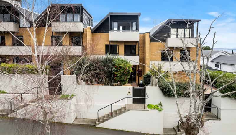 4/6 Curran Street, Herne Bay