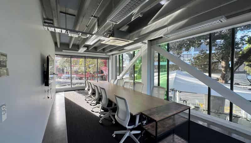 132 Hurstmere Road, Takapuna