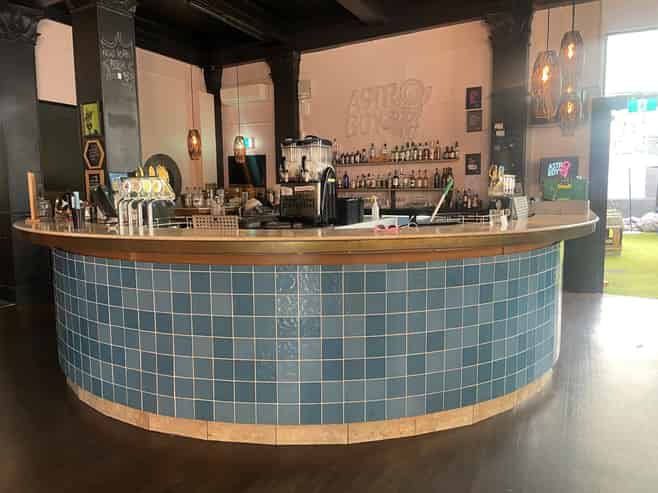 Iconic local hospitality venue for lease