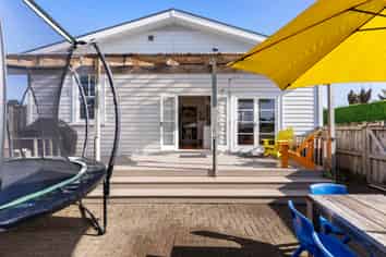 5 Athens Road, Onehunga
