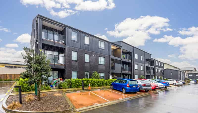 209/28C Eileen Newey Place, Henderson
