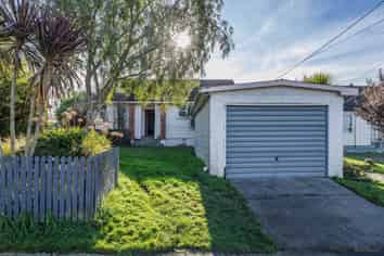 71 MacDonald Street, Marchwiel