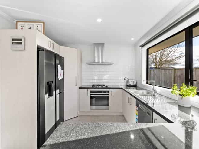 9 Gibraltar Way, Fitzherbert