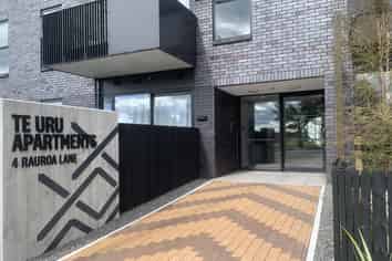 207/4 Rauroa Lane, Hobsonville