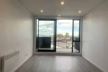 207/4 Rauroa Lane, Hobsonville