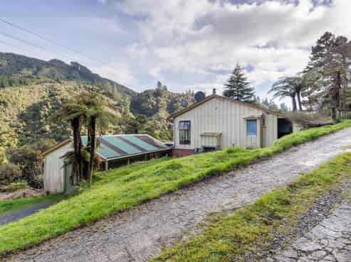1721B Akatarawa Road, Akatarawa