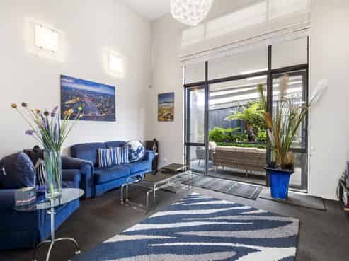 2/81 Francis Street, Hauraki