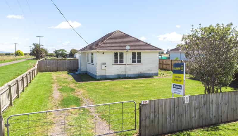 685 State Highway 25, Waitakaruru