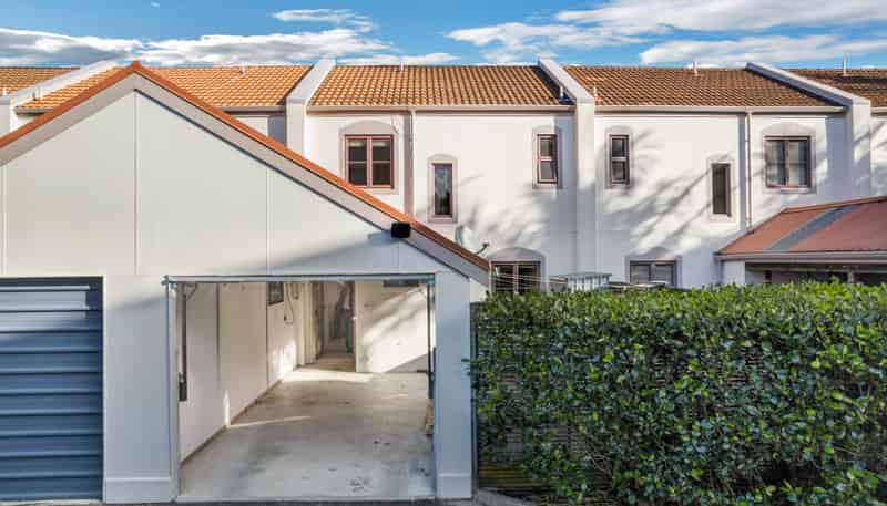 34 Winery Way, Henderson
