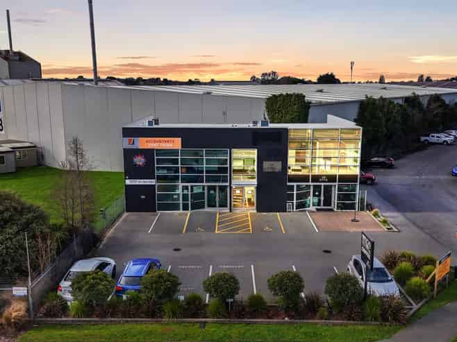 Professional office for lease – 127sqm