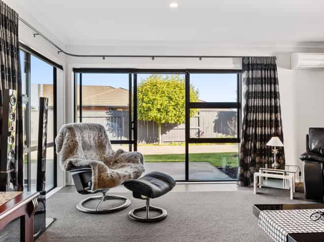 25 Chestnut Close, Kelvin Grove