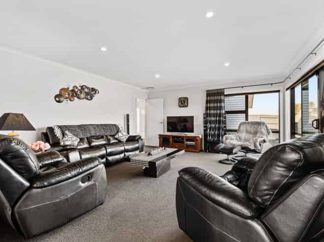 25 Chestnut Close, Kelvin Grove
