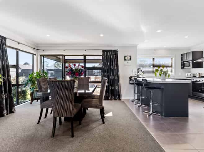 25 Chestnut Close, Kelvin Grove