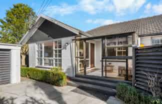2/36 Tomes Road, Saint Albans