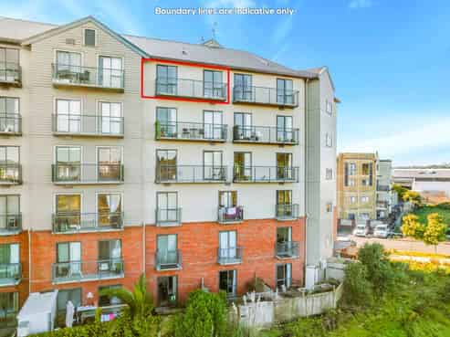 6D/17 Crown Lynn Place, New Lynn