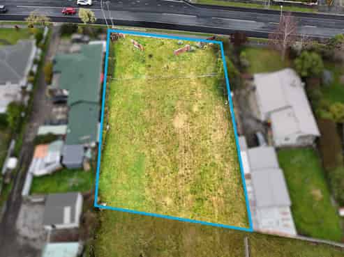 156 High Street, Solway Showgrounds, Solway