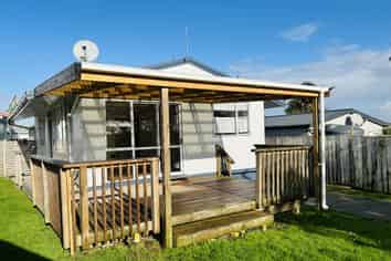 51b Whaka Street, Maungaturoto