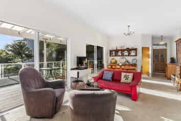 66 Verviers Street, Karori
