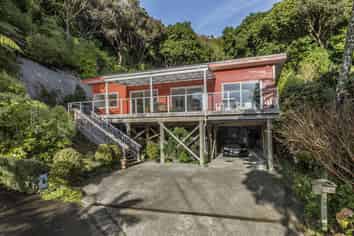 66 Verviers Street, Karori