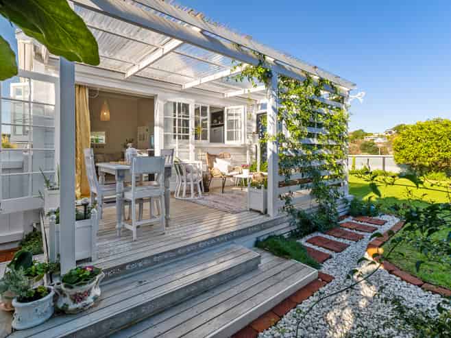 32 Belt Road, Moturoa