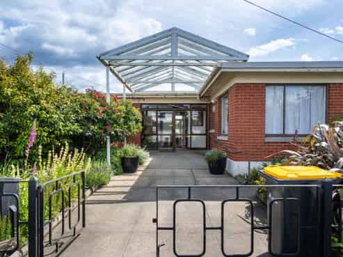 9 Mitchell Avenue, Mornington