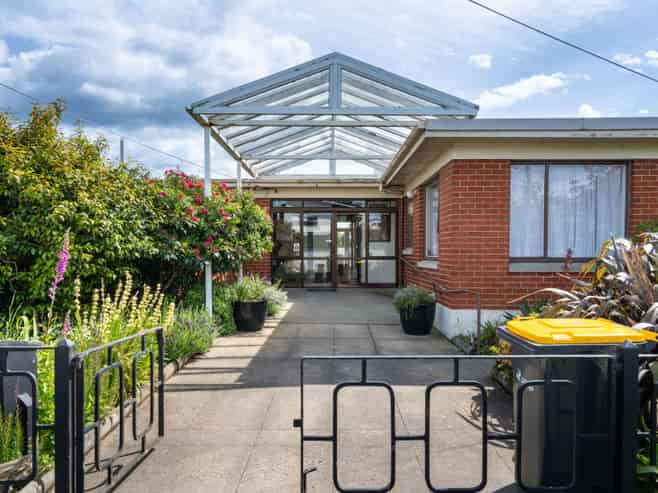 9 Mitchell Avenue, Mornington