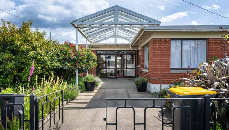9 Mitchell Avenue, Mornington
