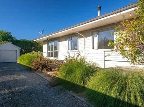 7 Schwass Street, Seddon