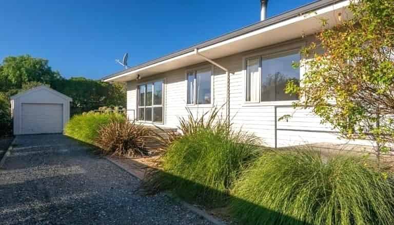 7 Schwass Street, Seddon