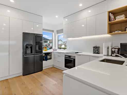 35 Barbarich Drive, Stonefields