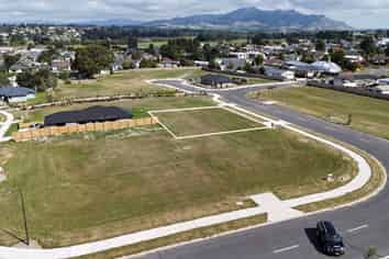 19, 21, 23 Kahikatea Drive, East Gore
