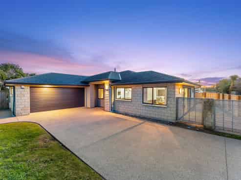 26 Cottonwood Close, PARAPARAUMU BEACH