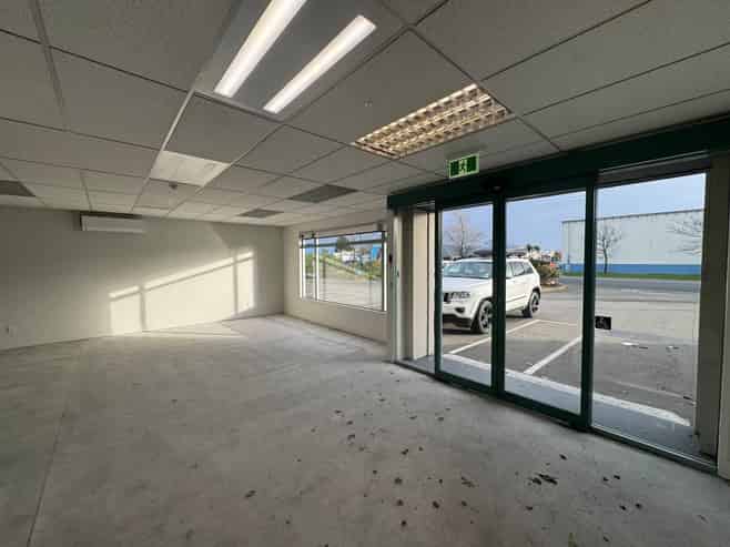 Warehouse and Office with Profile