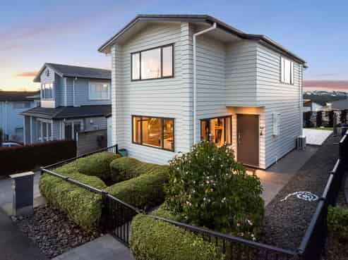 31 Cavalli Road, Long Bay