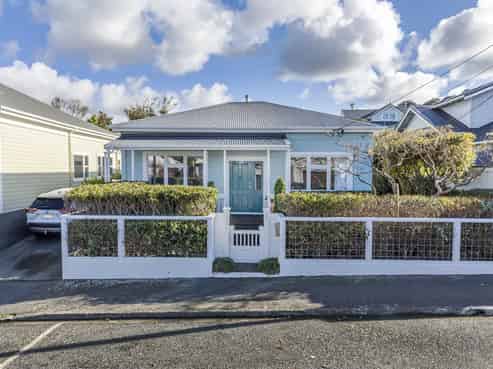 8 Matai Road, Hataitai