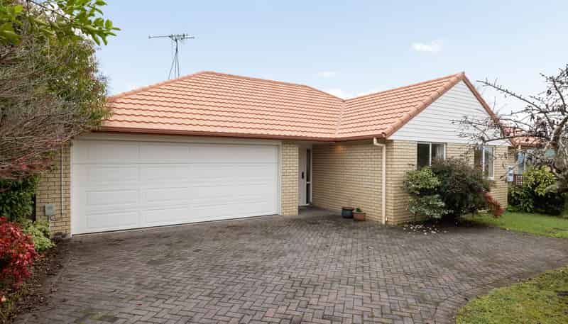 1 Ruby Court, Chartwell