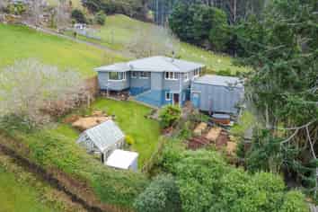 75 & 71 Selwyn Street, North East Valley