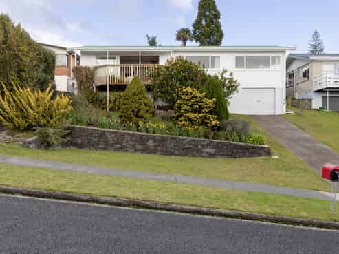 5 Vivian Drive, Omokoroa