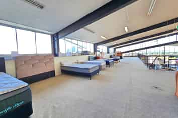 High-profile Dominion Road showroom