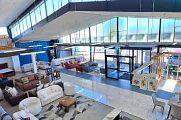 High-profile Dominion Road showroom