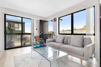 1B Tacitus Place, Totara Vale
