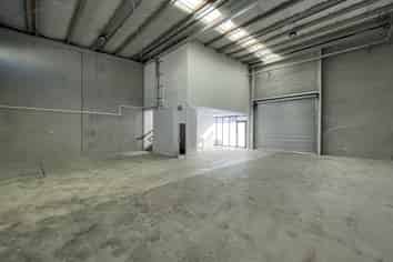 Compact Industrial Unit | AVAILABLE NOW
